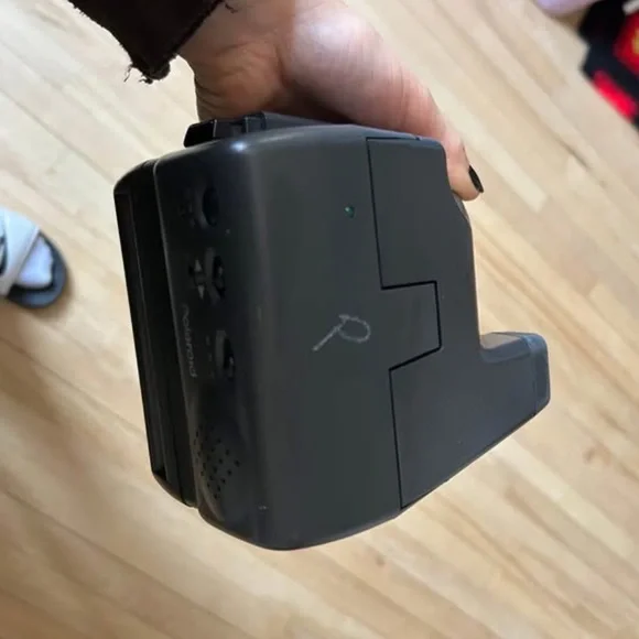 Polaroid OneStep Talking Camera - Picture 3 of 3